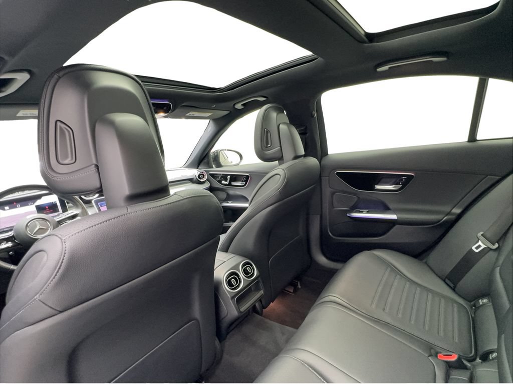 Used 2023 Mercedes-Benz C 300 Sedan image 23