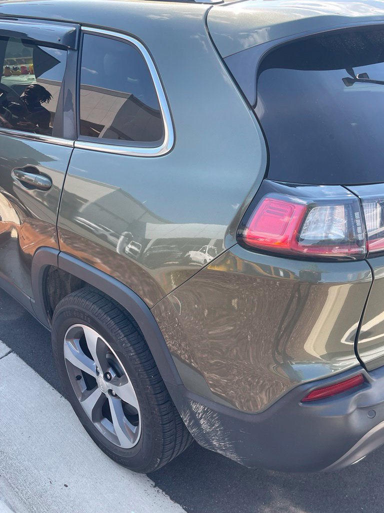 Used 2019 Jeep Cherokee Limited AWD/4WD image 10
