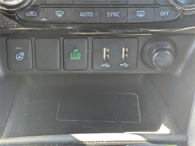 Used 2024 Mitsubishi Eclipse Cross SEL image 25