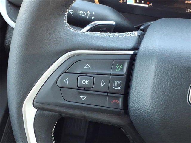 New 2025 Jeep Grand Cherokee Altitude image 22