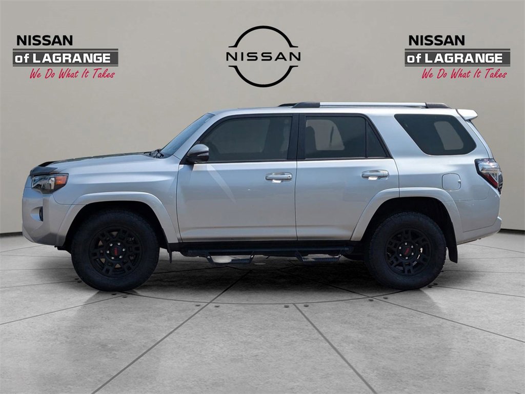 Used 2022 Toyota 4Runner SR5 Premium w/ Moonroof Package image 12
