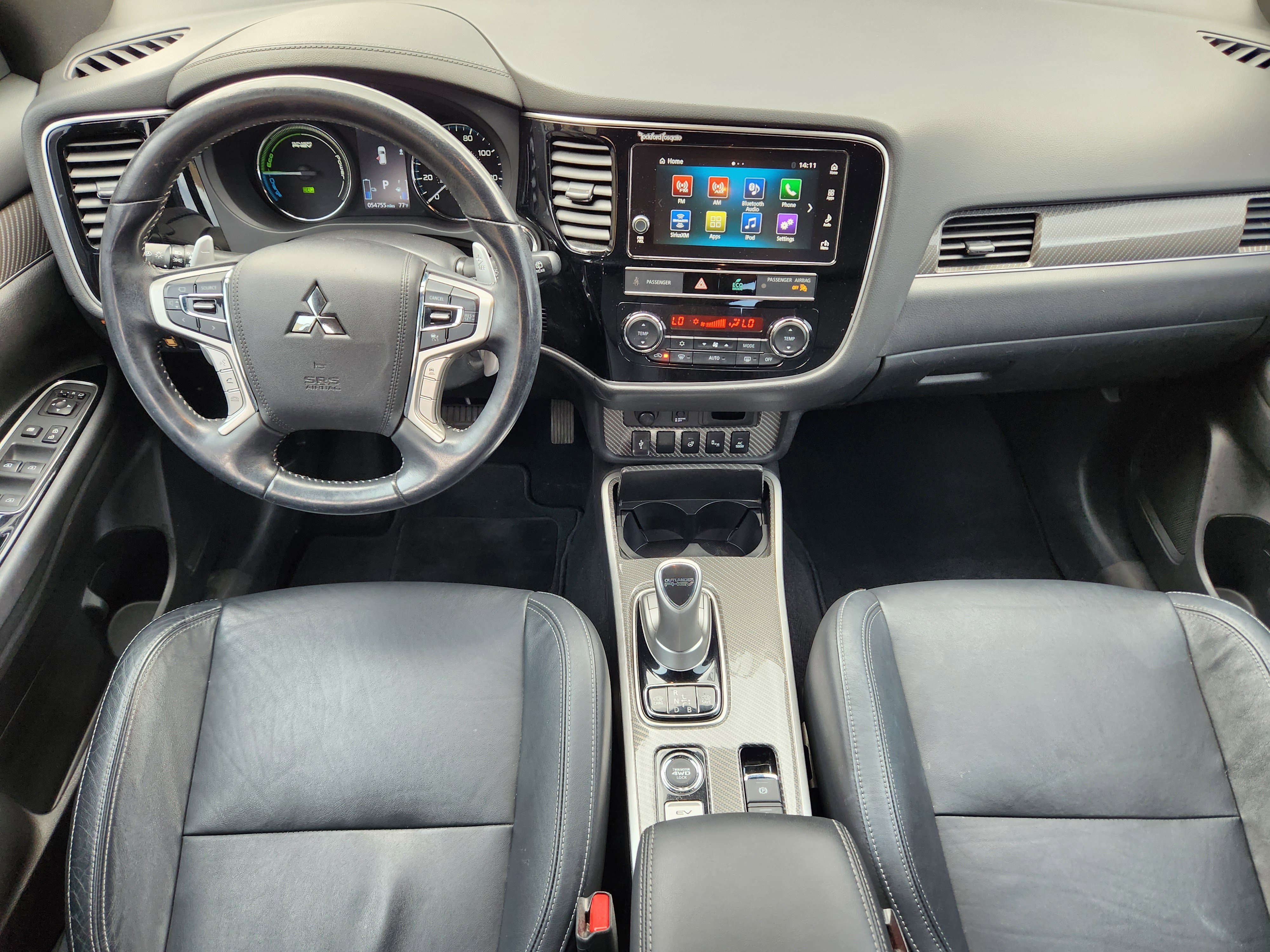 Used 2019 Mitsubishi Outlander 4WD Plug-In Hybrid image 13