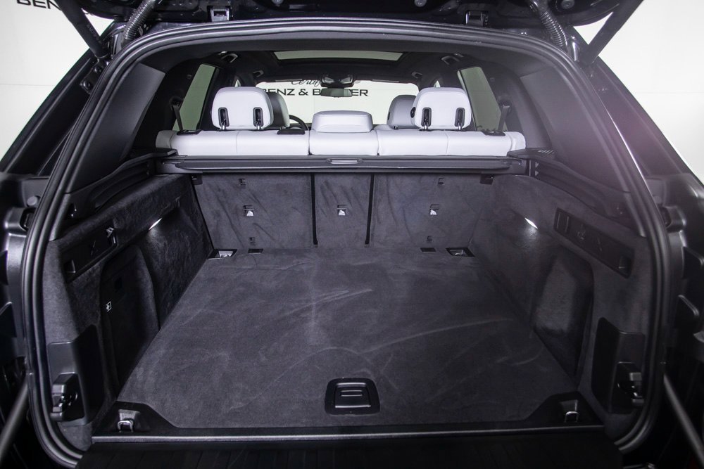 Used 2026 BMW X5 sDrive40i w/ M Sport Package image 8