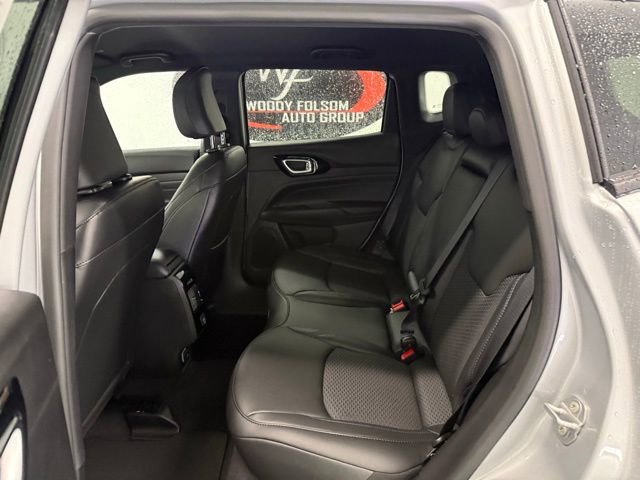 New 2026 Jeep Compass Latitude image 15