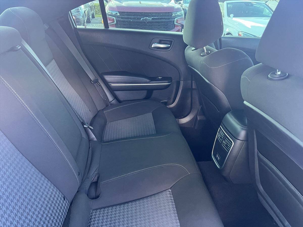 Used 2022 Dodge Charger Scat Pack RWD image 9