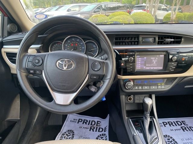 Used 2014 Toyota Corolla LE image 19