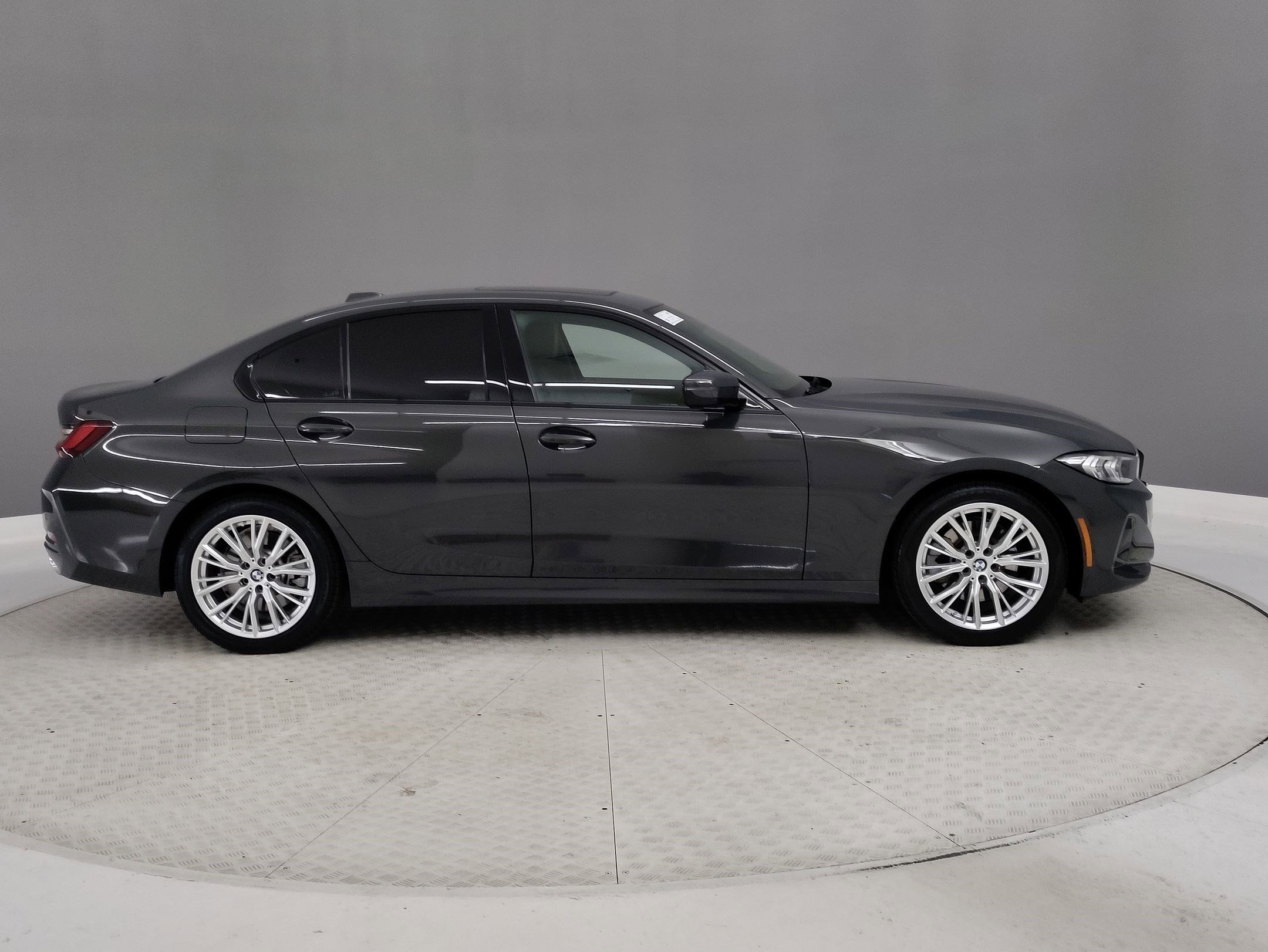 Certified 2023 BMW 330i Sedan w/ Convenience Package image 5