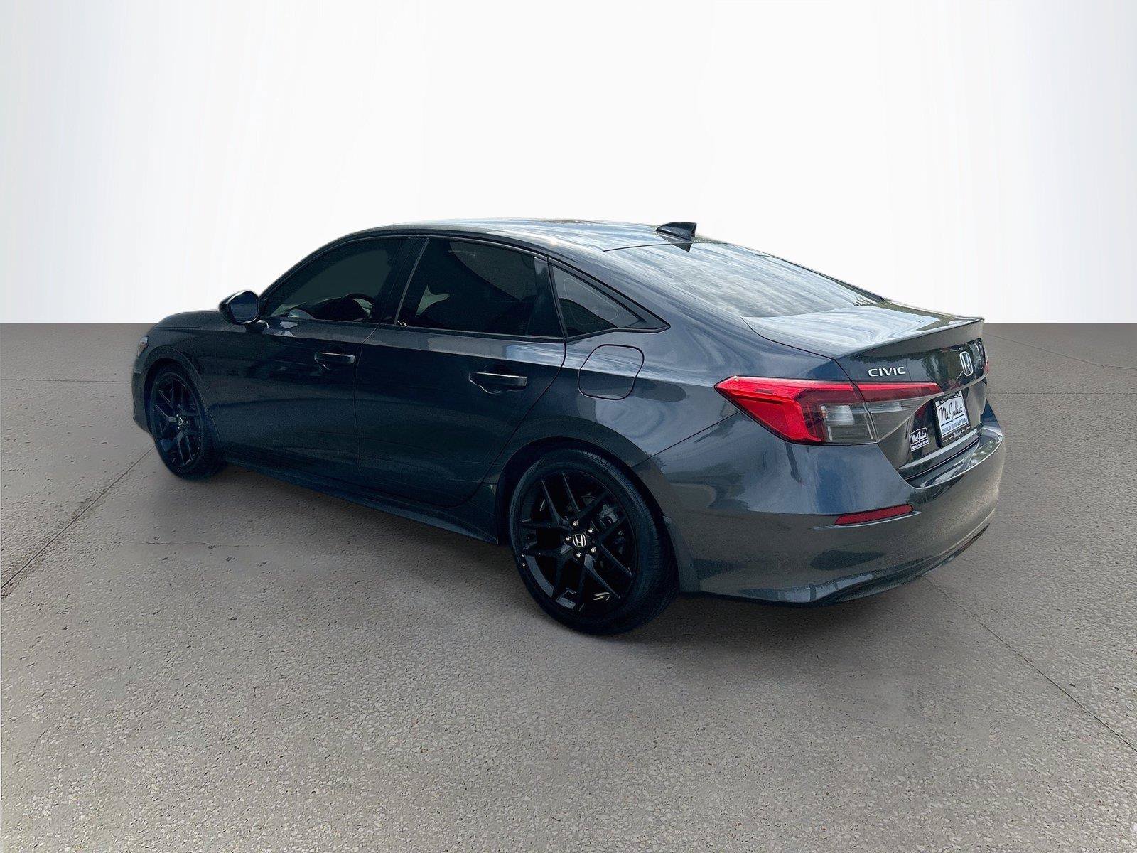 Used 2023 Honda Civic Sport image 6