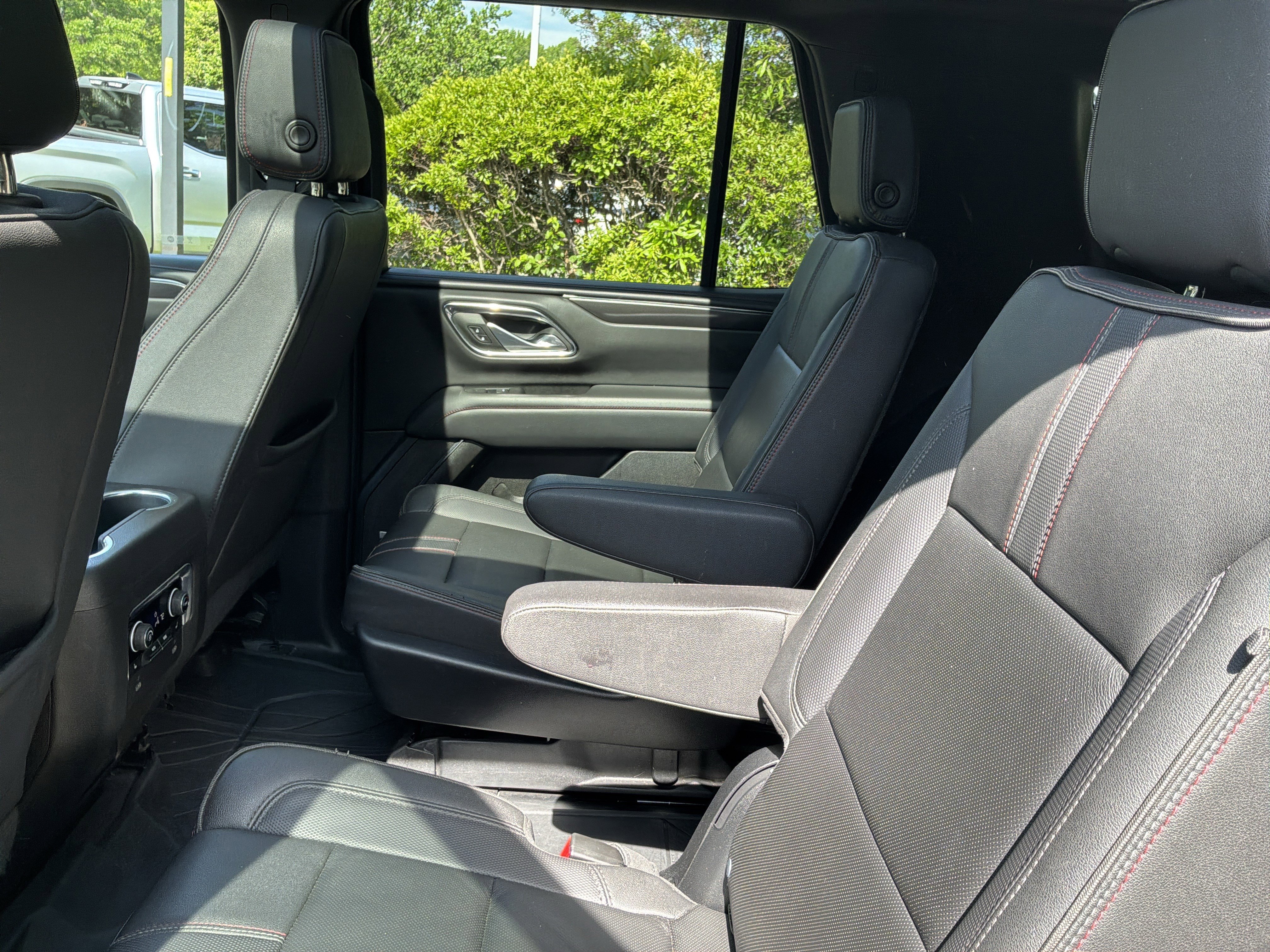 Used 2023 Chevrolet Tahoe RST w/ Luxury Package image 31