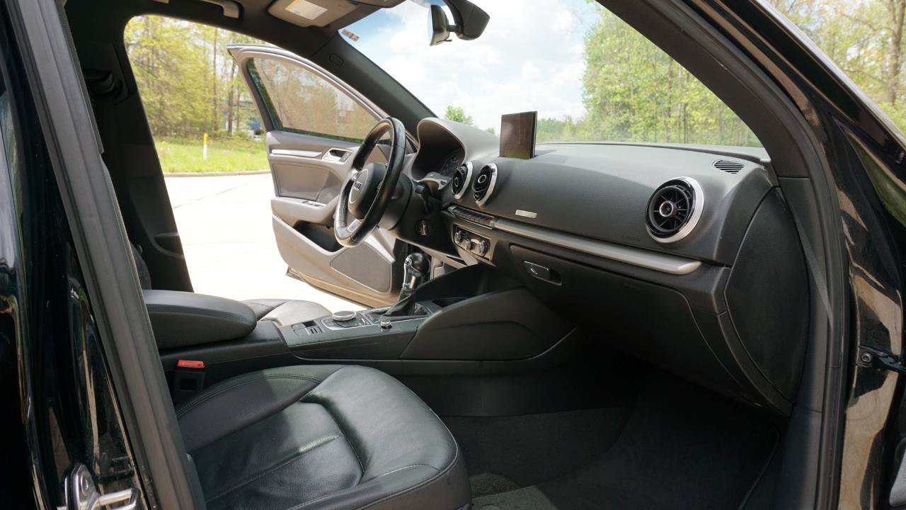 Used 2016 Audi A3 1.8T Premium FWD image 23