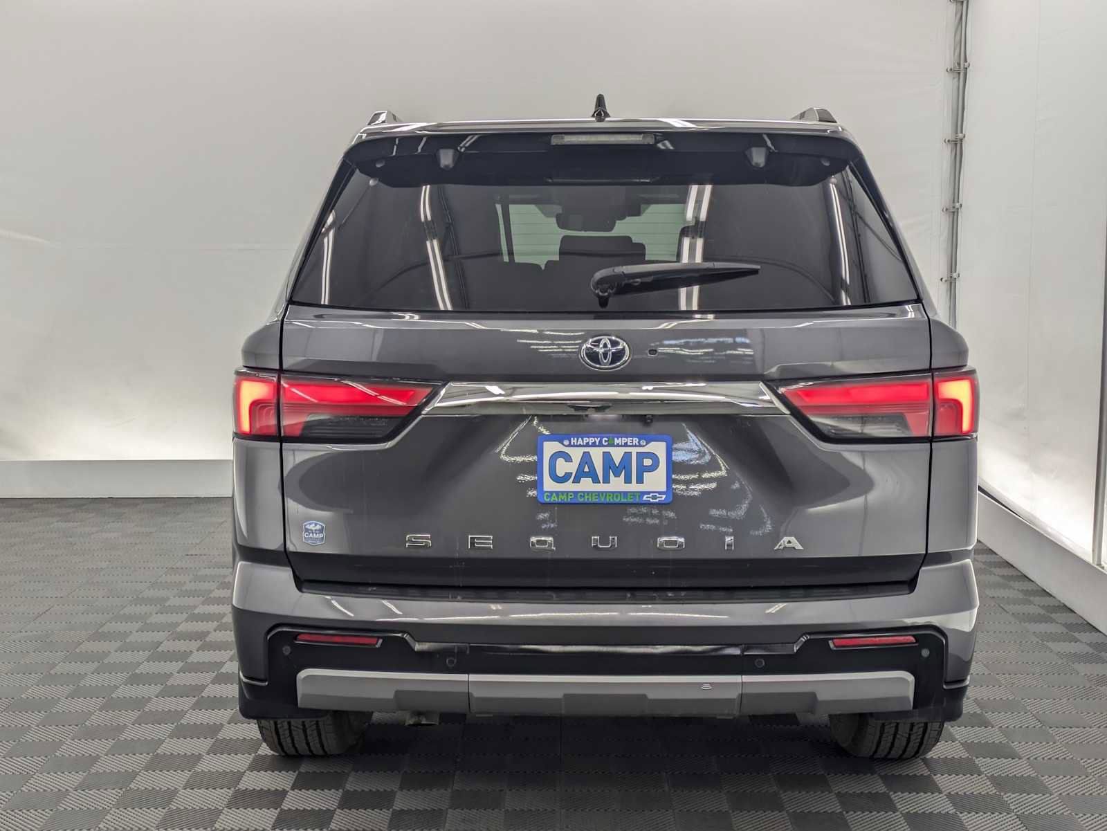 Used 2023 Toyota Sequoia Capstone AWD/4WD image 5