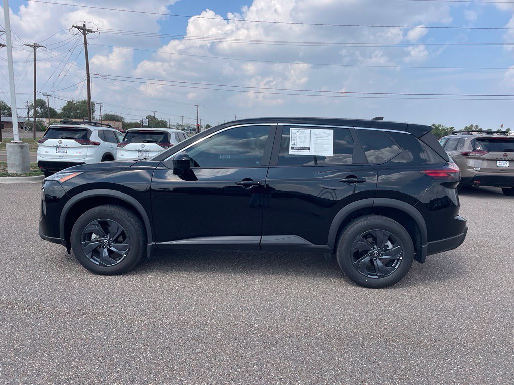 Certified 2026 Nissan Rogue SV FWD image 5