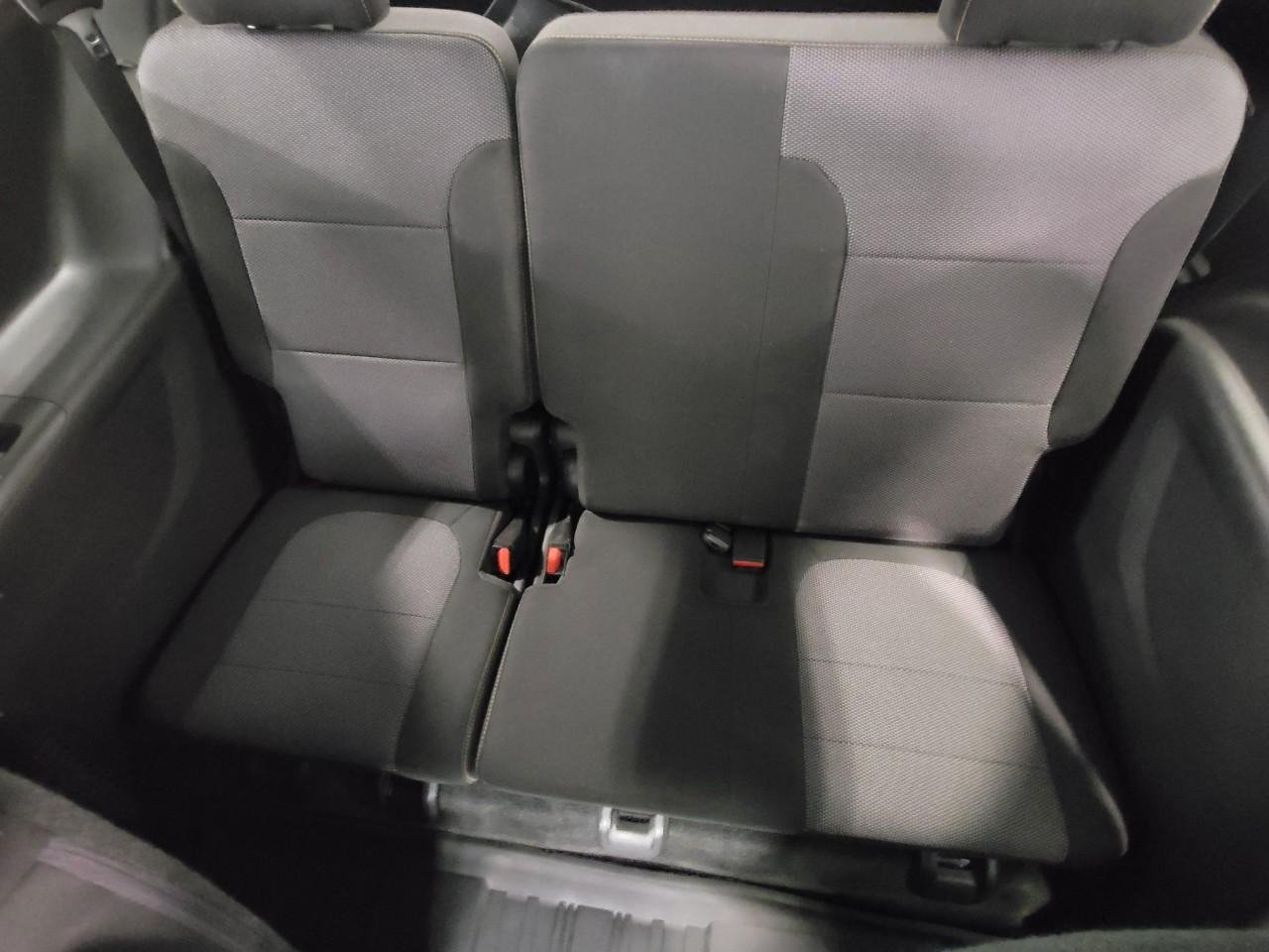 Used 2021 Chevrolet Traverse LT w/ LPO, Floor Liner Package AWD/4WD image 24