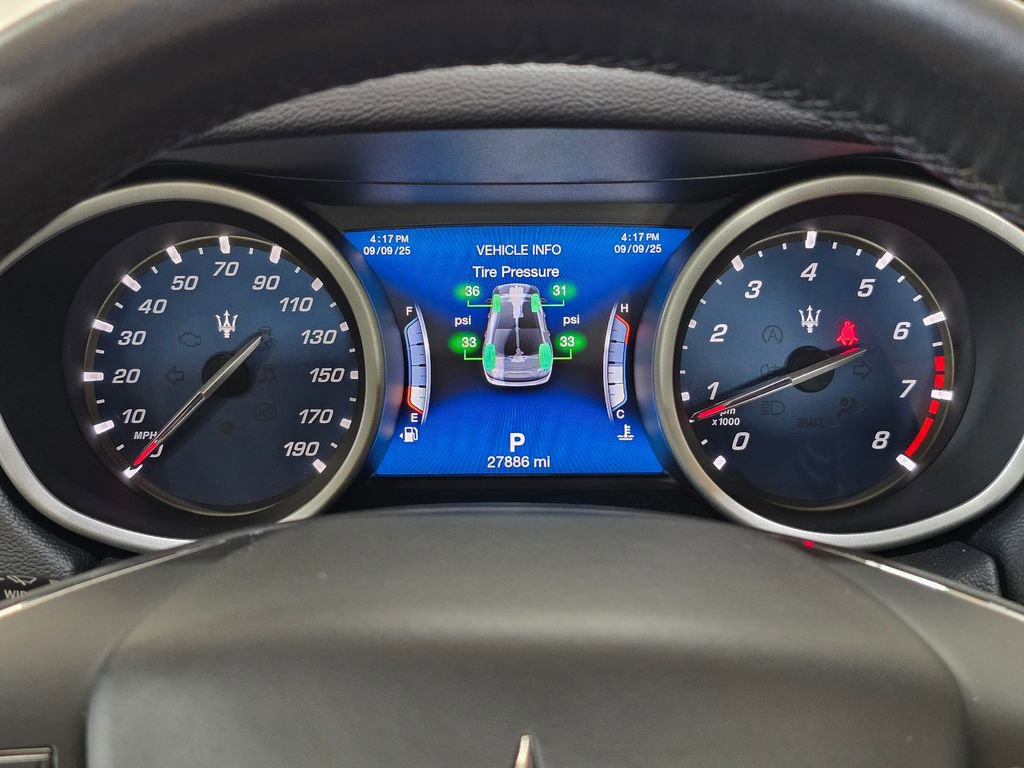 Used 2018 Maserati Ghibli image 11
