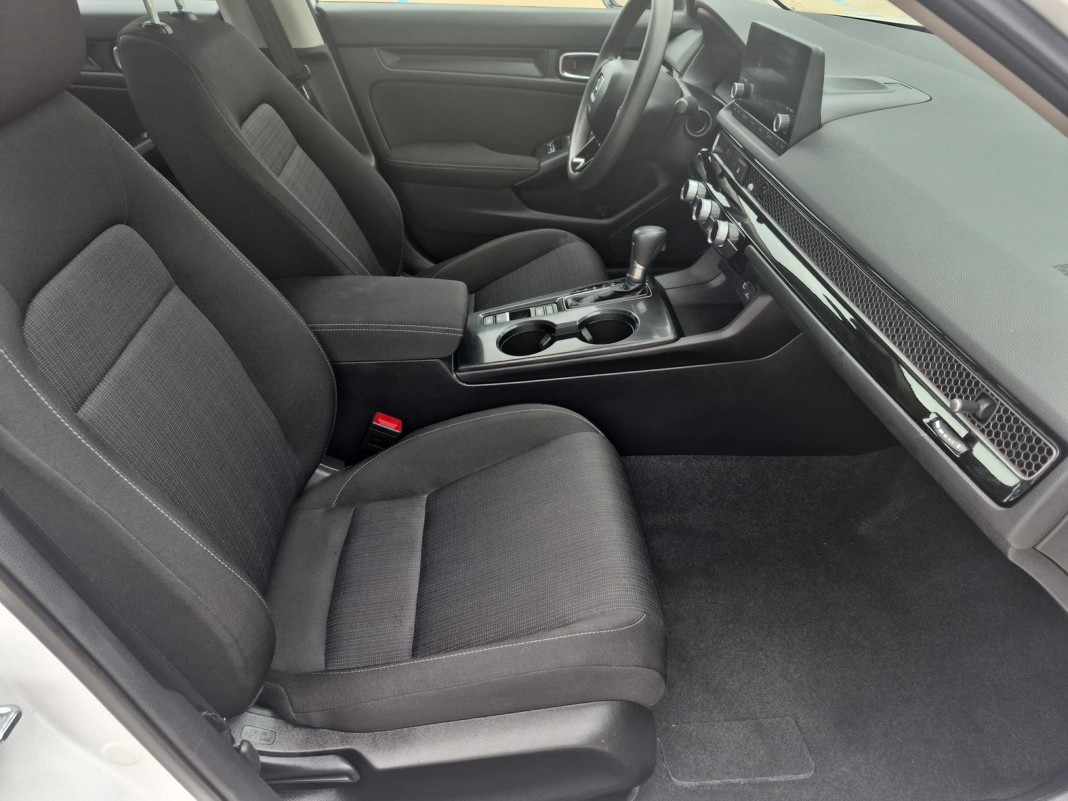 Used 2022 Honda Civic LX image 28
