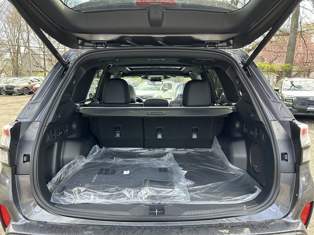 New 2026 Subaru Forester Touring AWD/4WD image 17