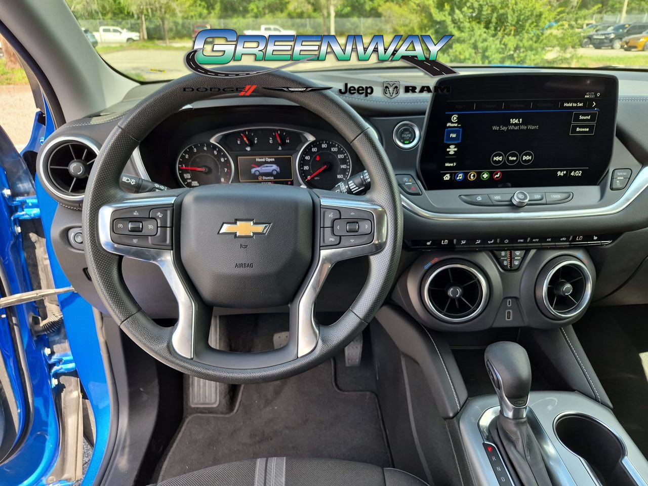 Used 2025 Chevrolet Blazer LT AWD/4WD image 11