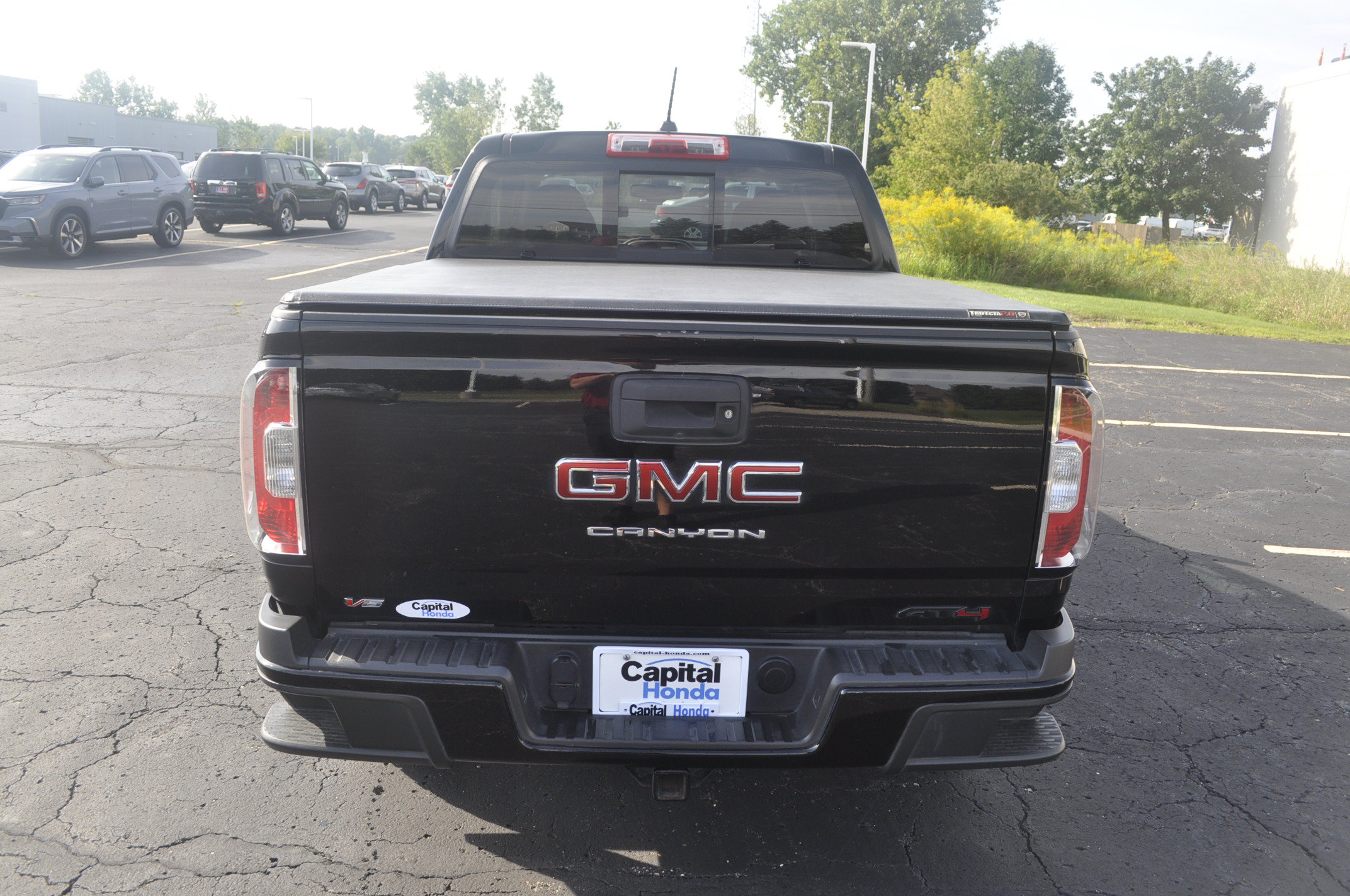 Used 2022 GMC Canyon AT4 AWD/4WD image 6