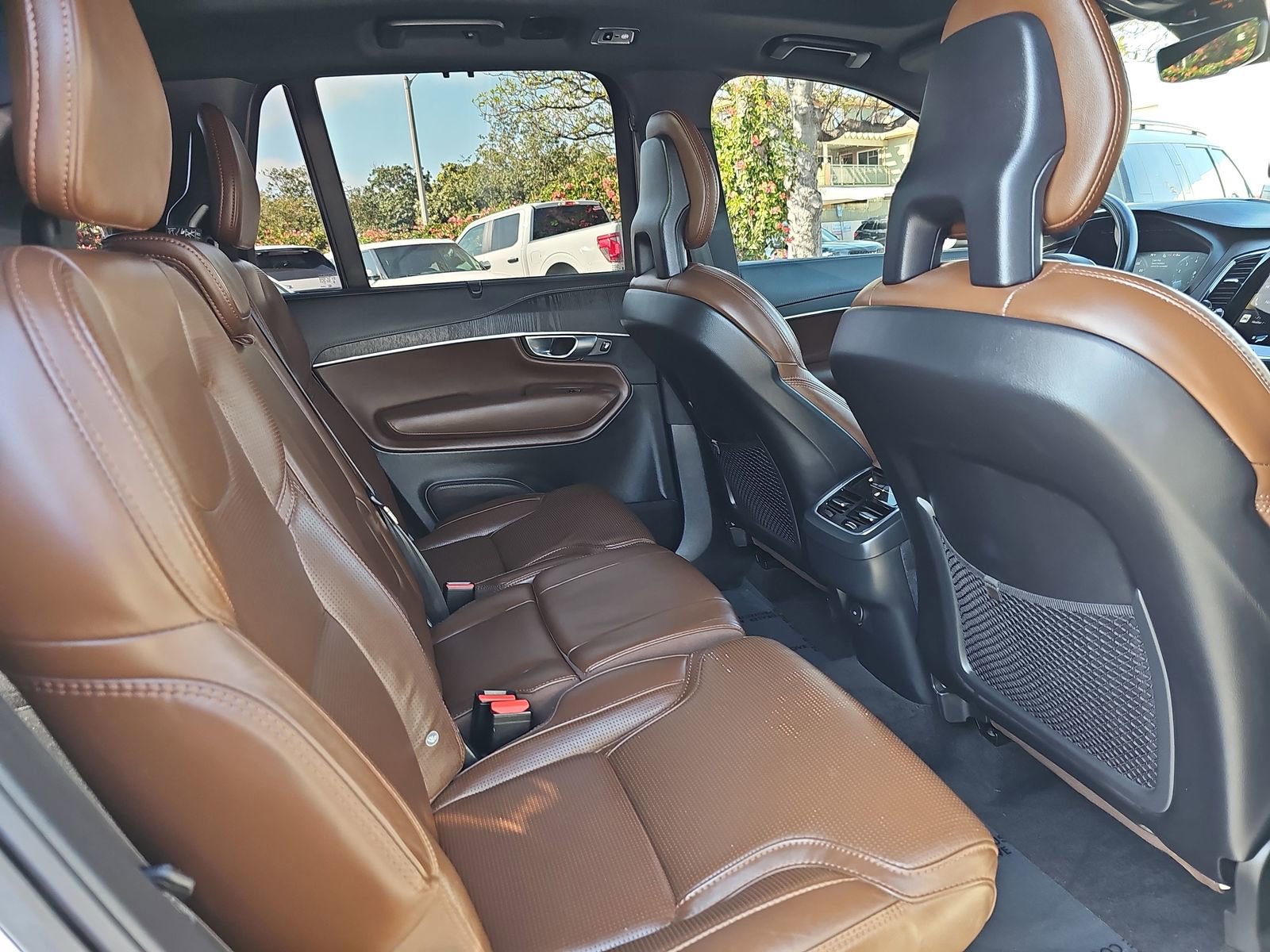 Used 2021 Volvo XC90 T6 Inscription w/ Advanced Package AWD/4WD image 11