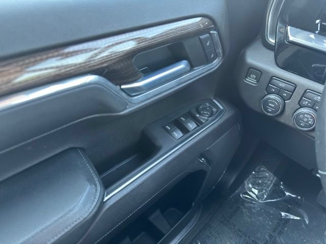 Certified 2023 Chevrolet Silverado 1500 RST w/ Redline Edition AWD/4WD image 32