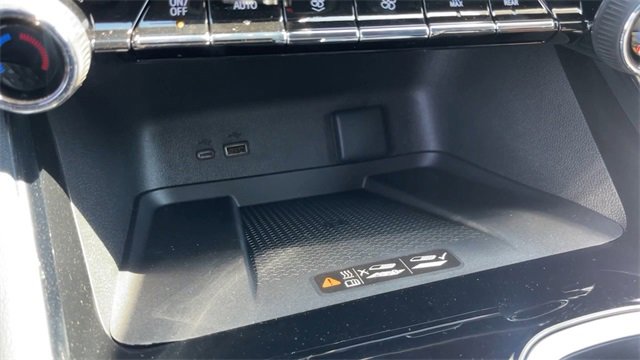 New 2026 Chevrolet Traverse LT w/ LPO, Floor Liner Package image 14