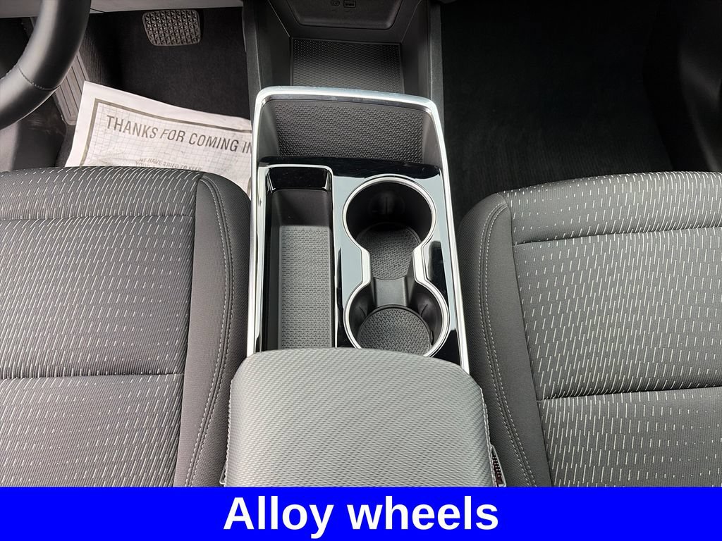 Used 2025 Chevrolet Equinox LT FWD image 20