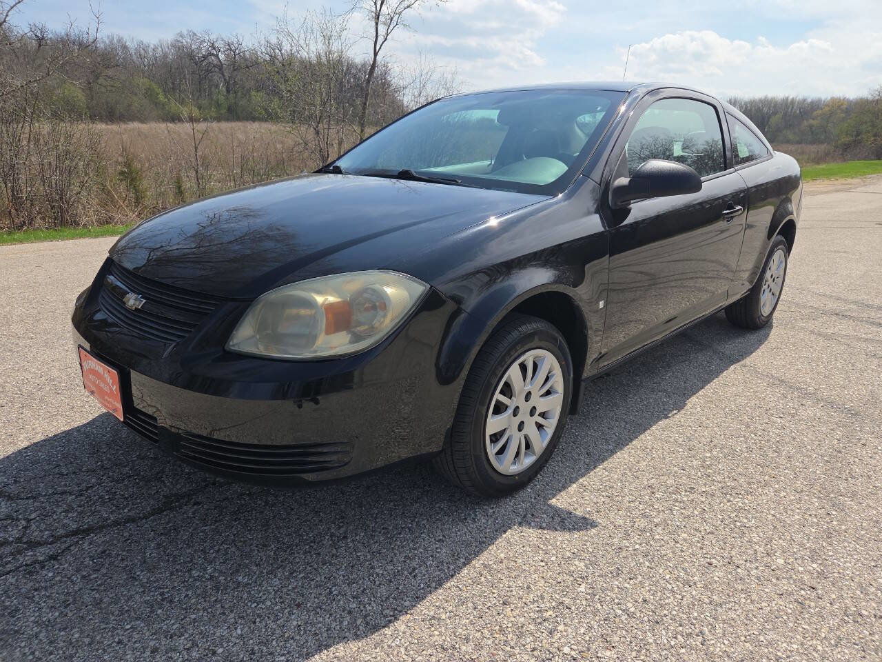 Used 2009 Chevrolet Cobalt LS FWD image 2