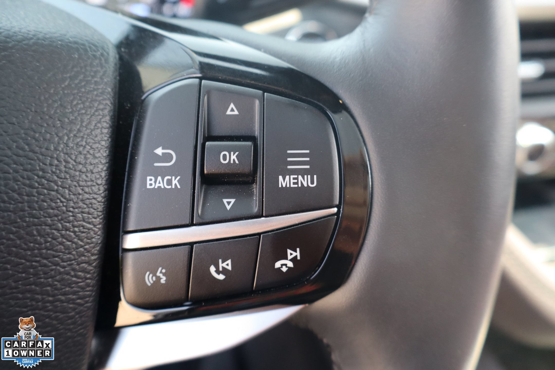 Used 2025 Ford Explorer Platinum RWD image 16