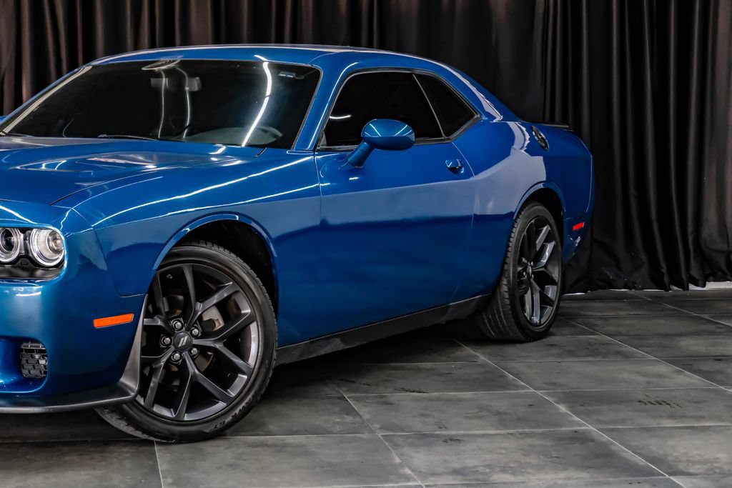 Used 2023 Dodge Challenger SXT w/ Blacktop Package RWD image 5