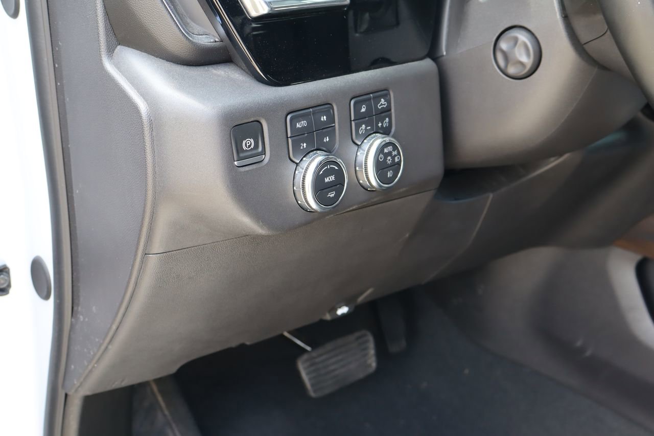 Used 2024 GMC Sierra 1500 SLT AWD/4WD image 24