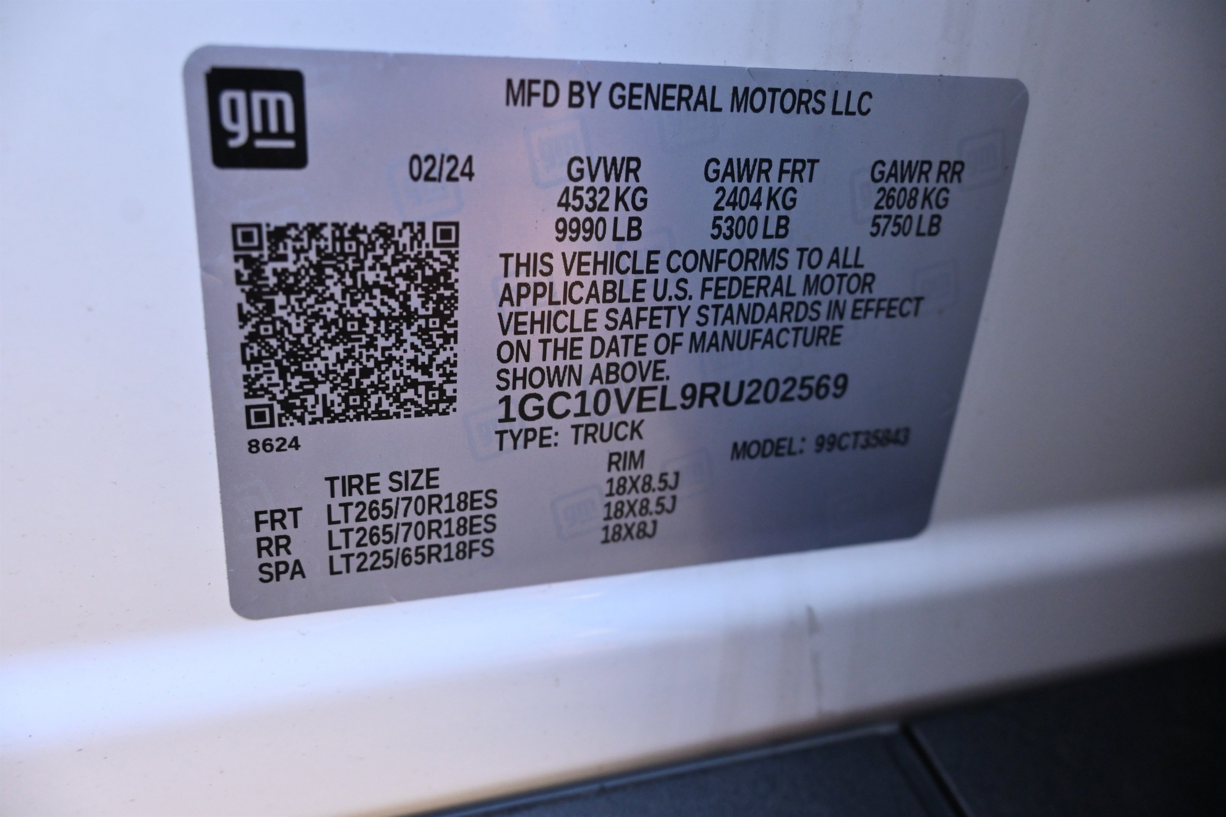 Used 2024 Chevrolet Silverado EV W/T image 34