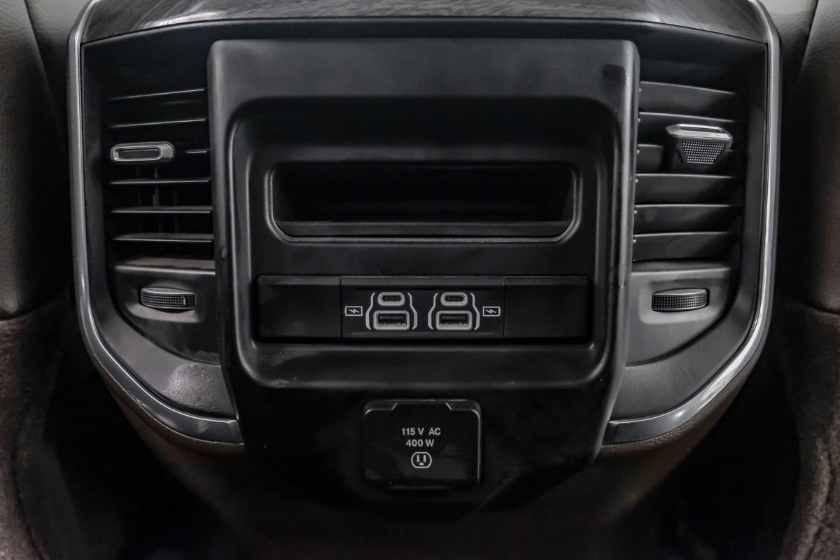 Used 2026 RAM 3500 Laramie AWD/4WD image 38