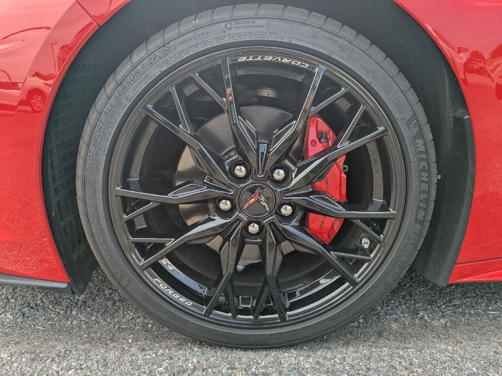 Certified 2025 Chevrolet Corvette Stingray Preferred Conv w/ Stealth Interior Trim Package RWD image 11