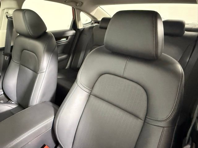 Used 2023 Honda Civic Touring image 32