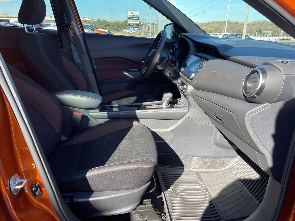 Certified 2024 Nissan Kicks SR image 23