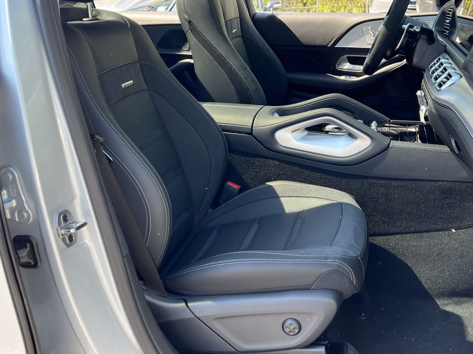 New 2026 Mercedes-Benz GLE 53 AMG 4MATIC Coupe image 33