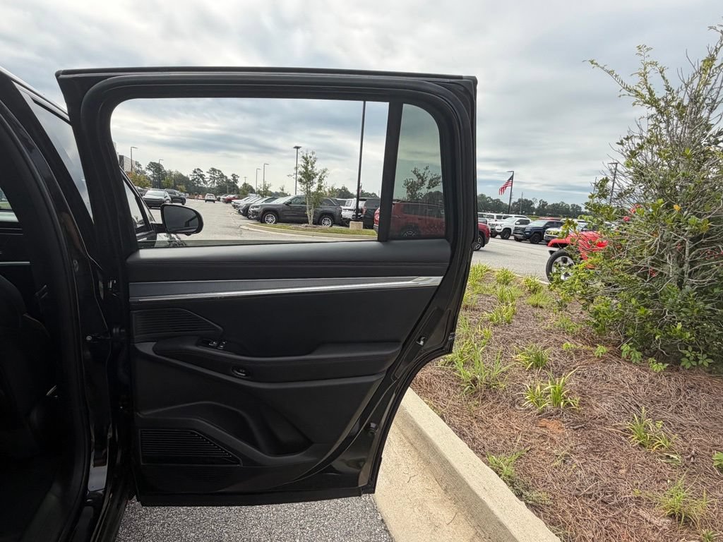 Used 2025 Jeep Wagoneer S Launch Edition AWD/4WD image 61