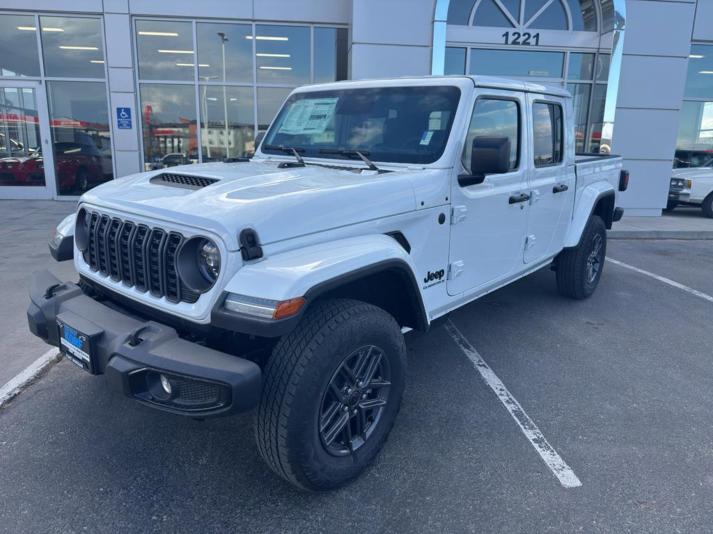 New 2026 Jeep Gladiator Sport