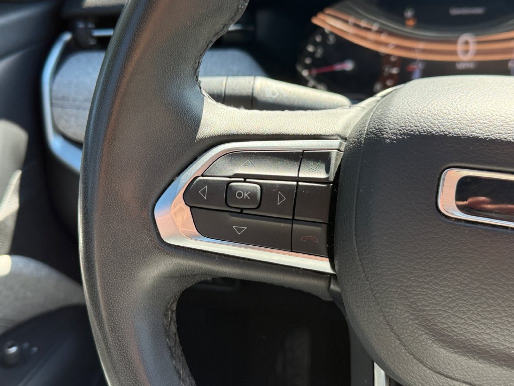 Used 2024 Jeep Compass Latitude AWD/4WD image 24