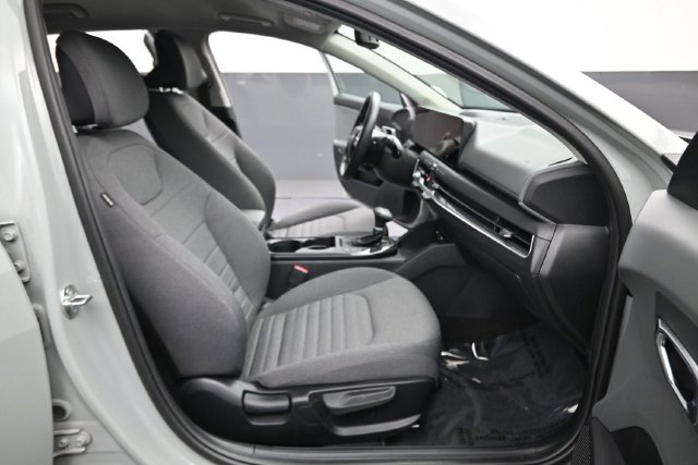 Used 2025 Kia K4 EX FWD image 20