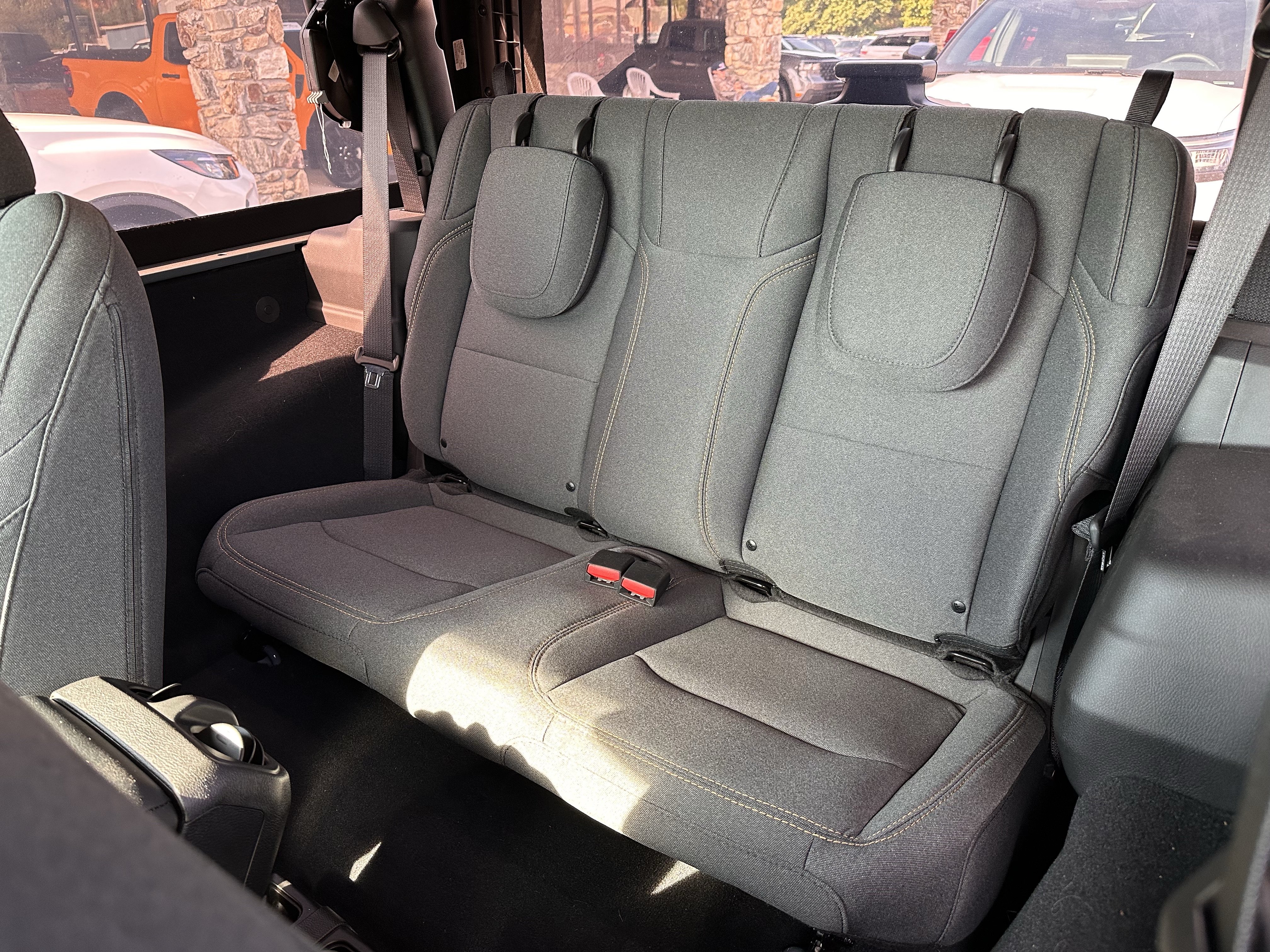 Used 2024 Jeep Wrangler Sport AWD/4WD image 11