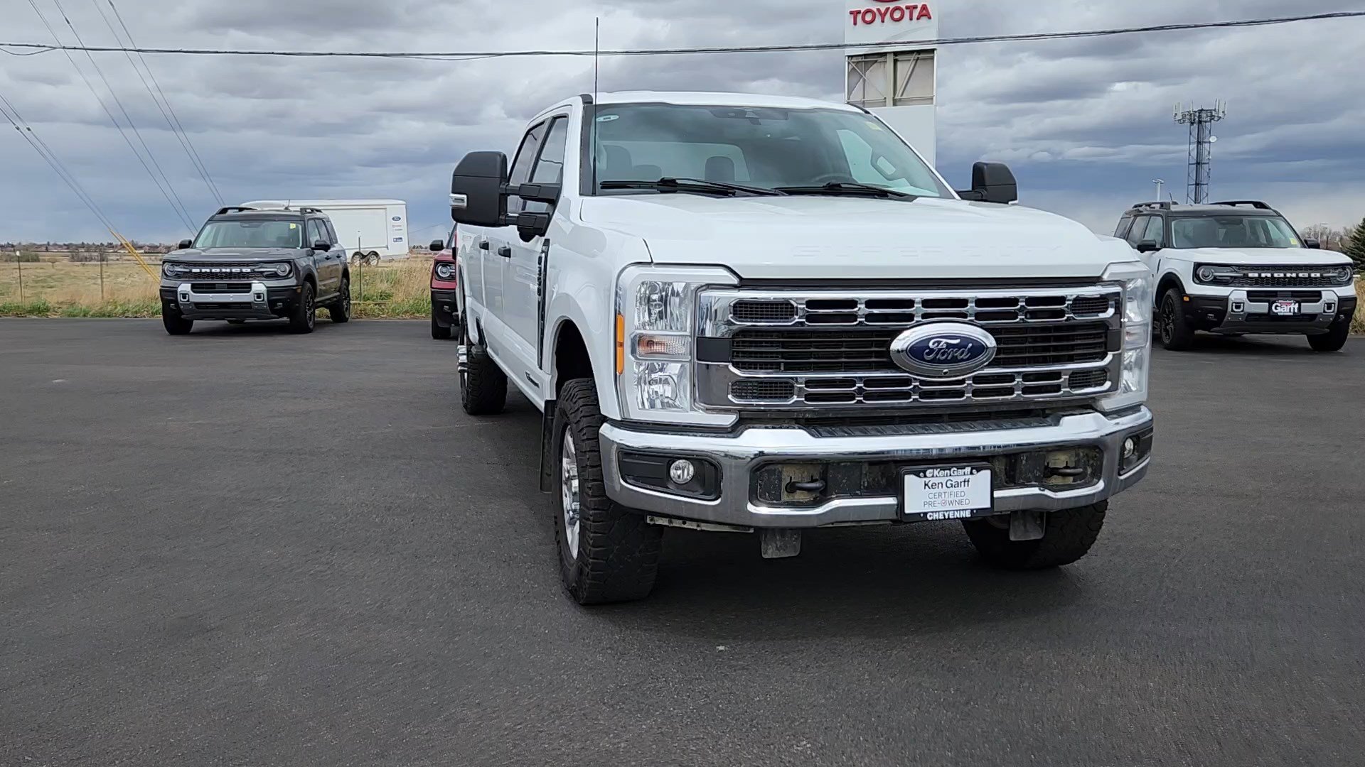 Used 2023 Ford F350 XLT w/ 360-Degree Camera Package AWD/4WD image 4
