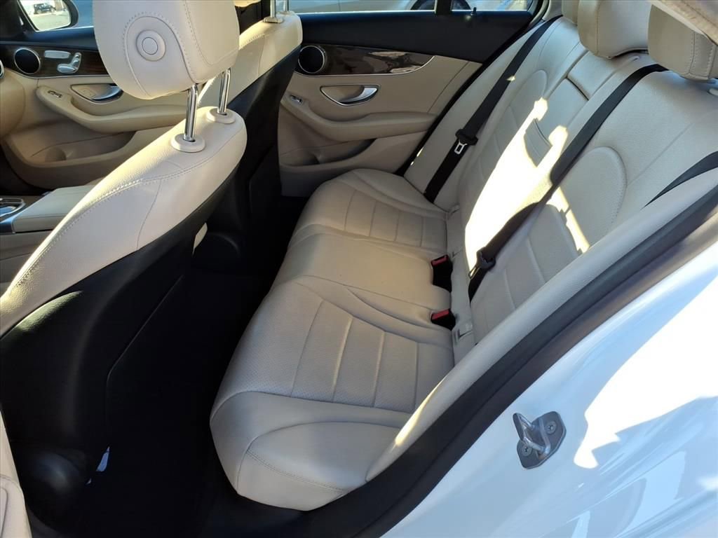 Used 2019 Mercedes-Benz C 300 Sedan image 7