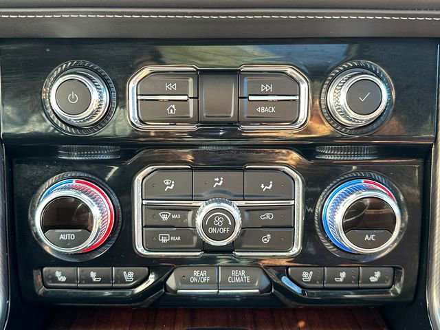 Used 2024 GMC Yukon Denali Ultimate AWD/4WD image 37