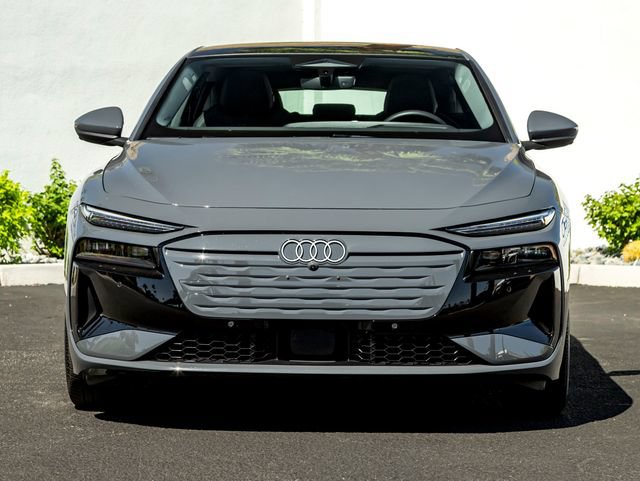 Used 2025 Audi A6 e-tron Premium Plus w/ Premium Plus RWD image 3