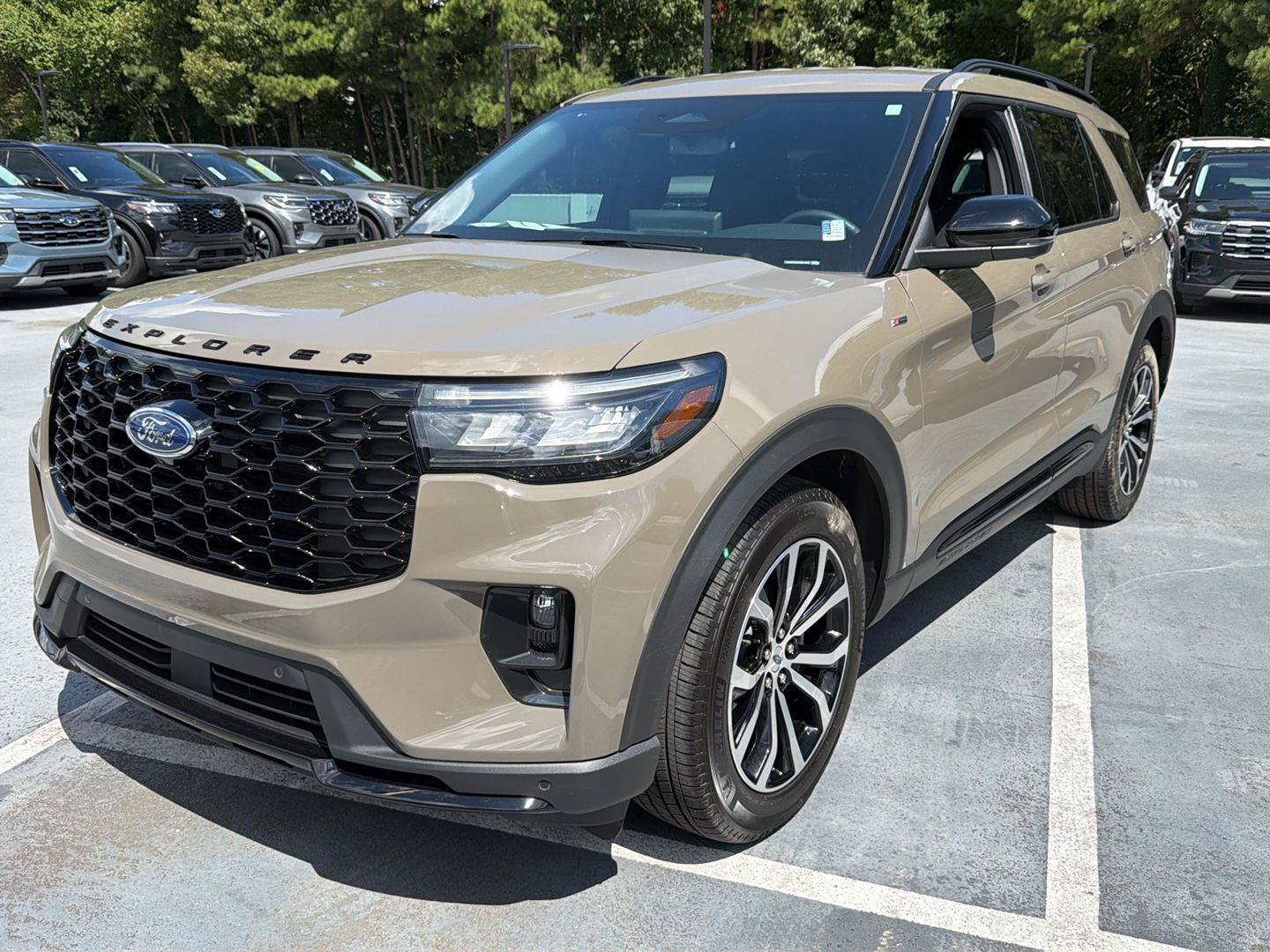 Used 2026 Ford Explorer ST-Line w/ Premium Package RWD video 1