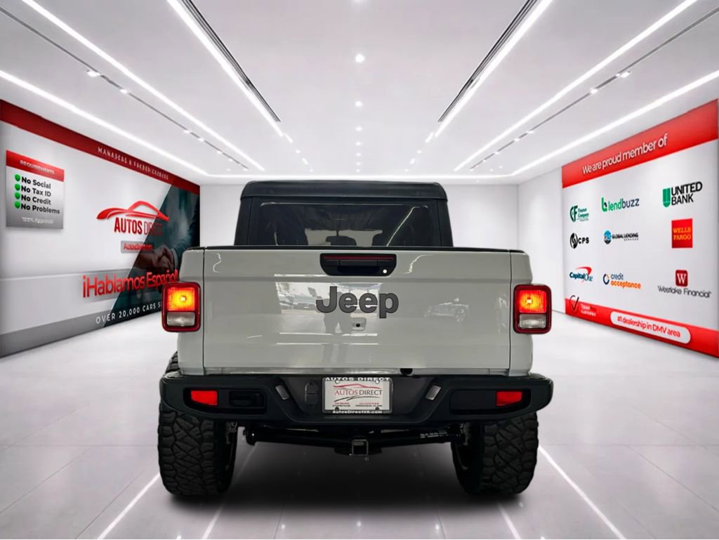 Used 2022 Jeep Gladiator Sport AWD/4WD image 7