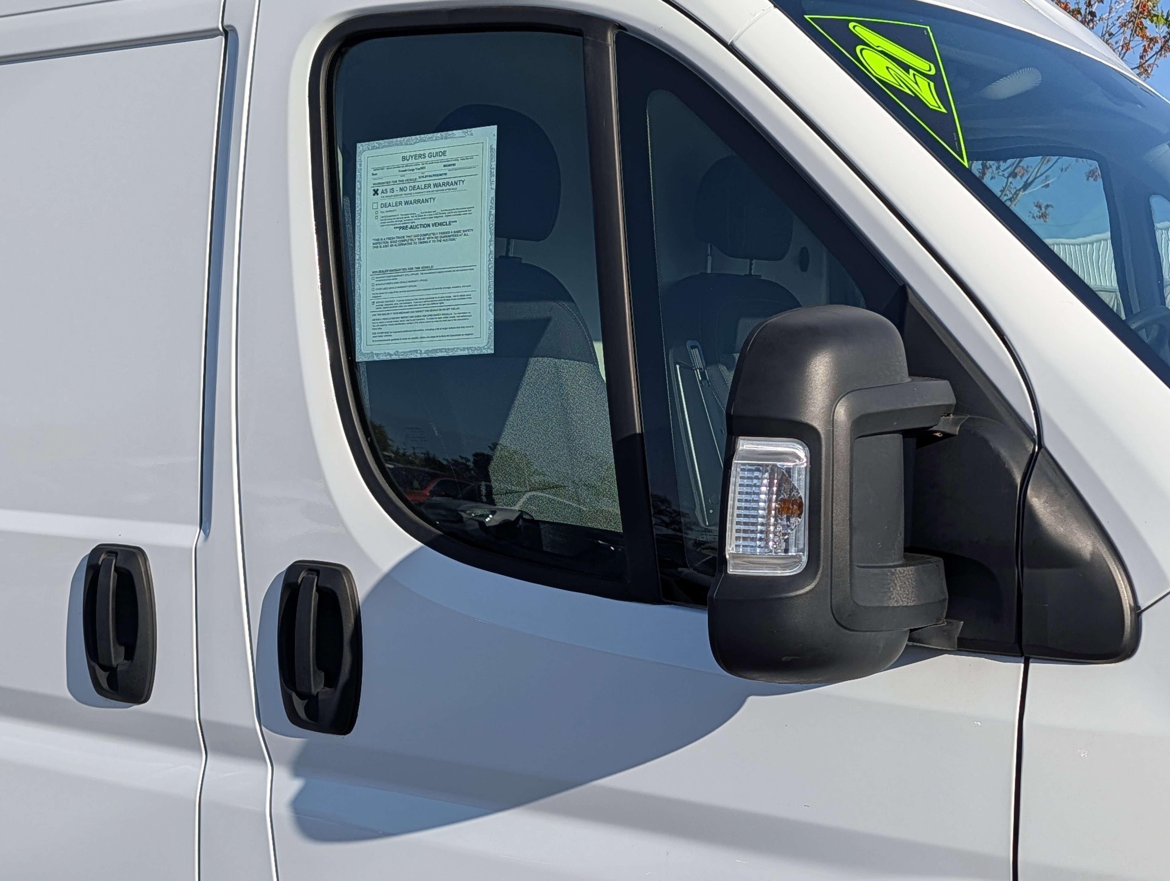 Used 2021 RAM ProMaster 2500 w/ Convenience Group FWD image 10
