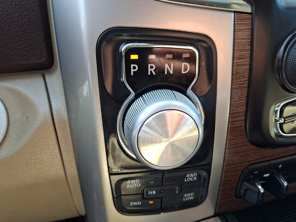Used 2016 RAM 1500 Laramie w/ Convenience Group AWD/4WD image 17