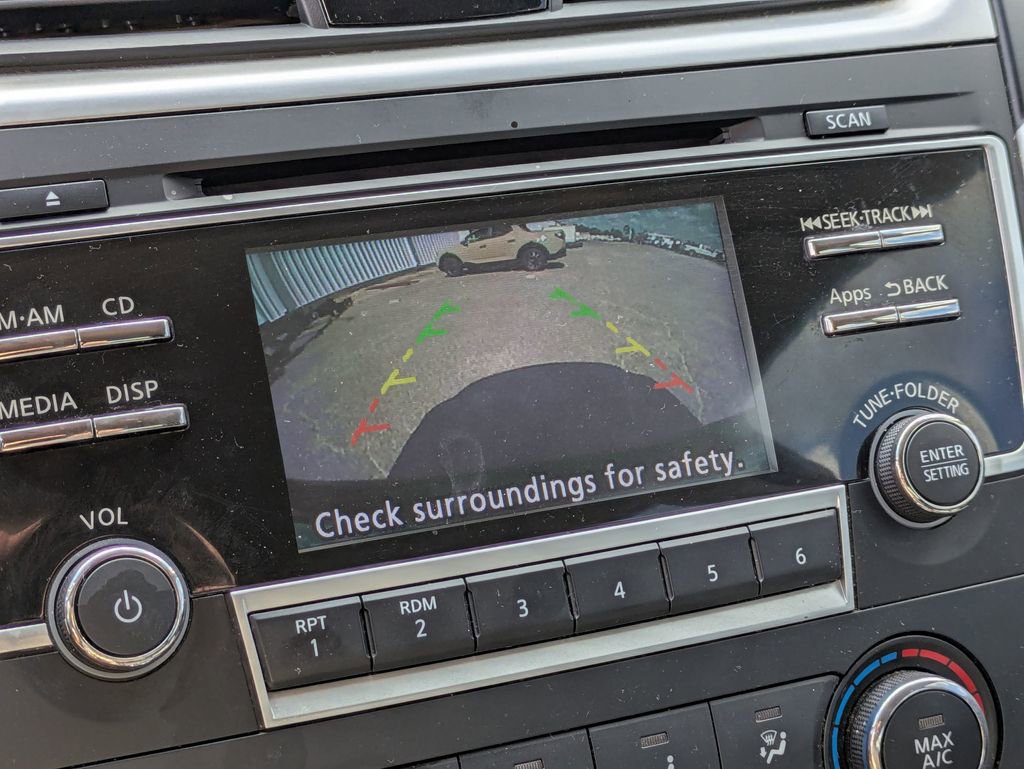 Used 2016 Nissan Altima 2.5 SR w/ LED Appearance Package image 22